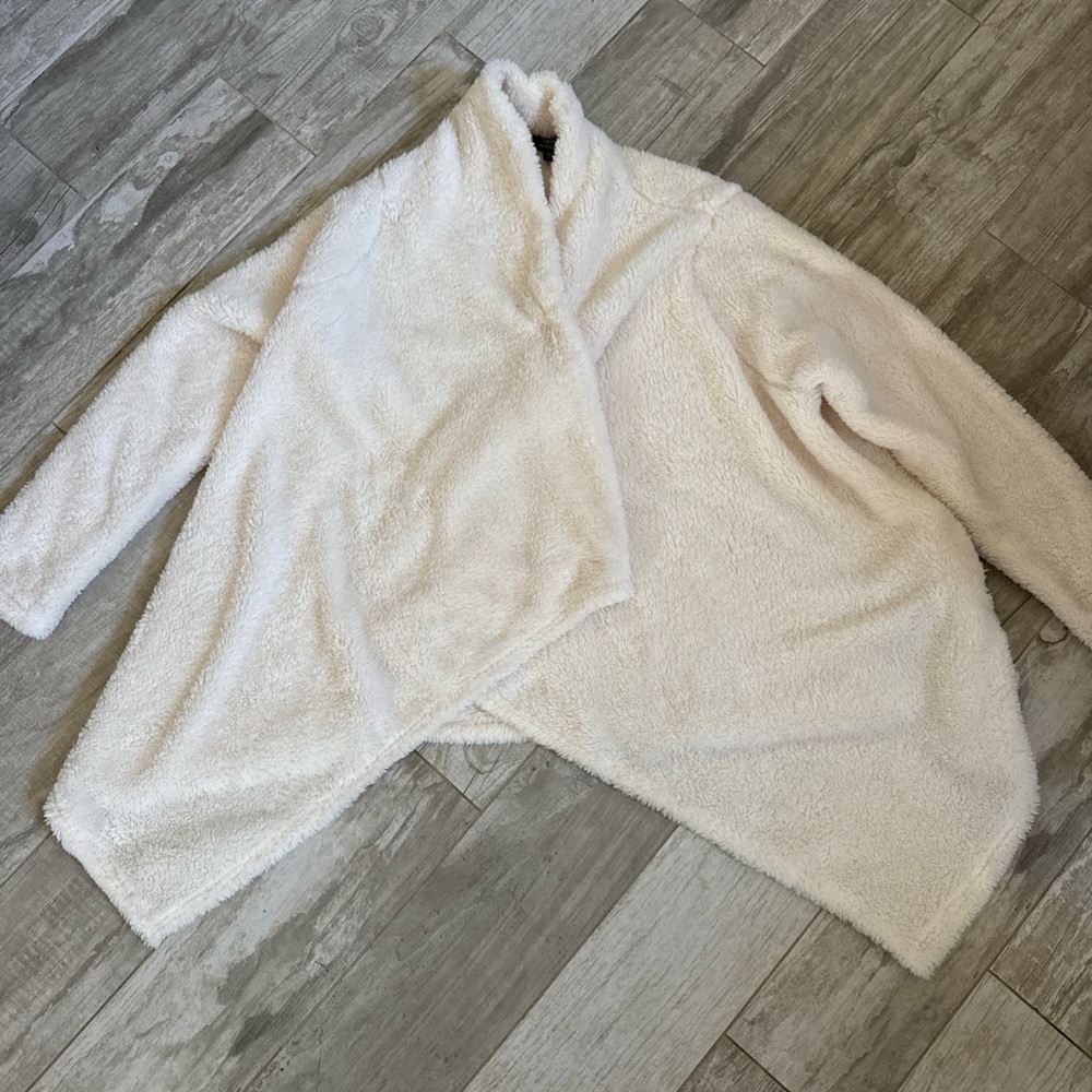 Bobeau One-Button Wrap Cardigan Off White Faux Shearling Size Medium